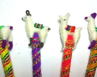 New 4 llama wool pens