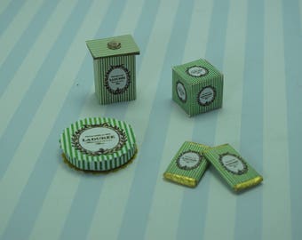 OFFER dollhouse Miniature lot macarons box