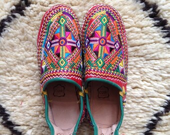 Moroccan slippers | Etsy