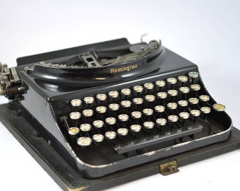 1920s Remington Working Typewriter, Portable Typewriter, Antique Typewriter, Manual Typewriter, Black Typewriter, Glossy Typewriter
