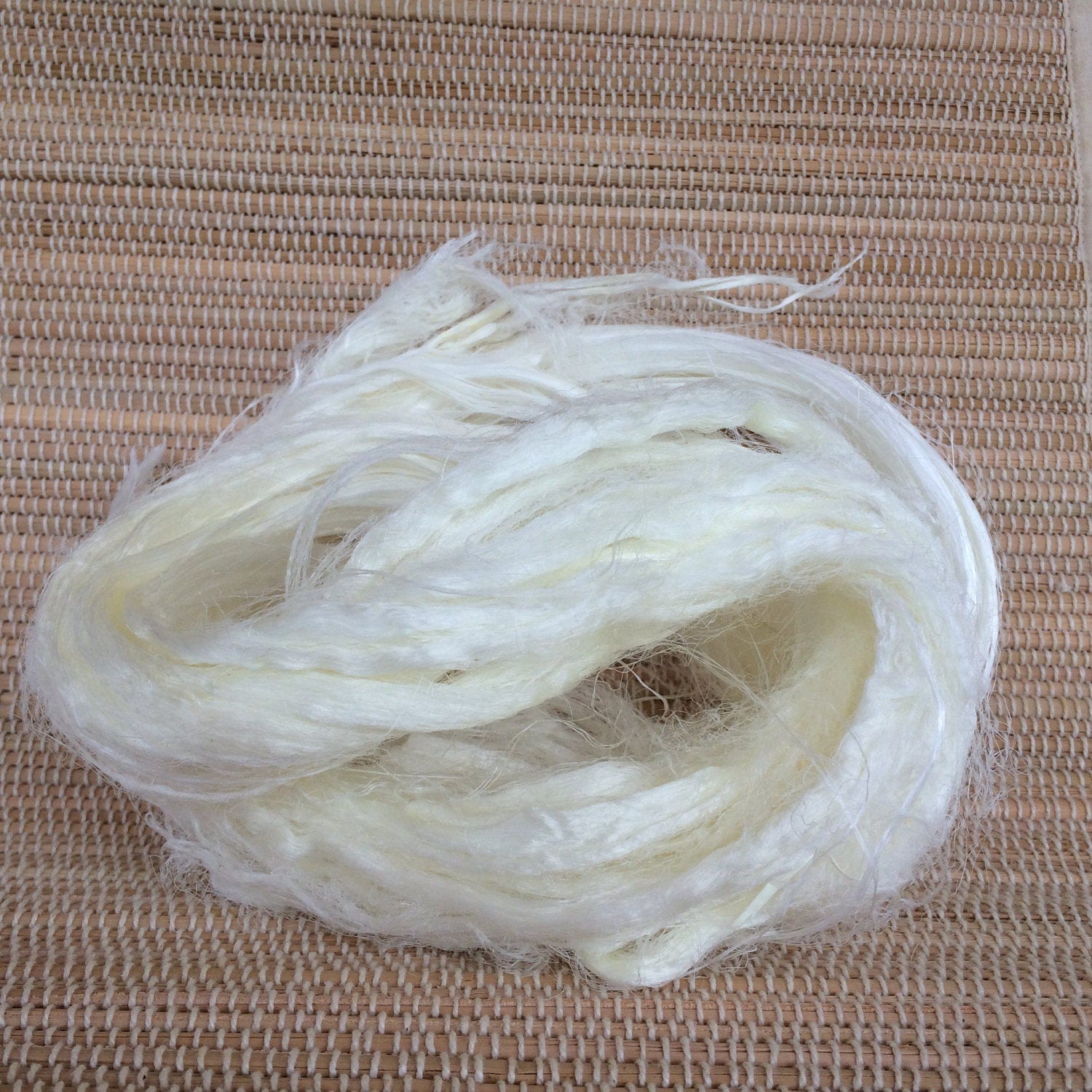 Pineapple Fiber/1 oz Bag/Eco Fibers/Textile Fiber/Natural Fiber/Bottle