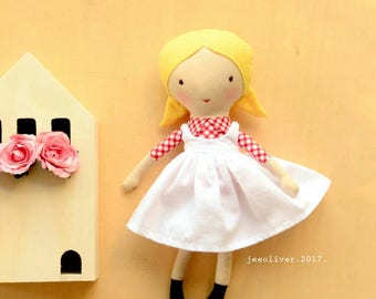 Art Squad Lady T 10-inch Doll With DIY Craft Stencil & Accessories - Fashion Art Toy - View #2