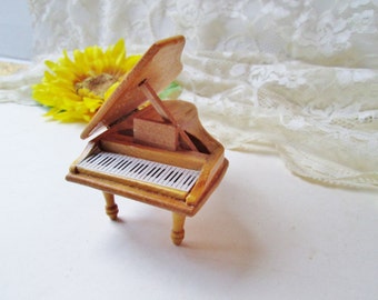 winnie the pooh piano toy