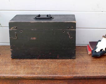 Old Wooden Tool Box, Rustic Box / Trunk / storage