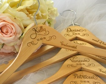 Bride Hanger, Wedding Dress Hanger, Personalized Hanger, Mrs Hanger, Bridesmaid Hangers, Wedding Hanger, Name Hanger, Bridal Hanger, Gift
