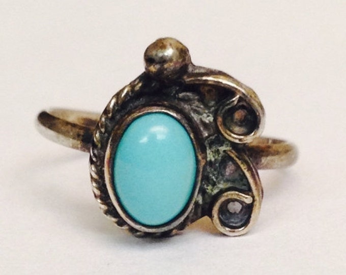 Storewide 25% Off SALE Vintage Sterling Silver Southwestern Robins Egg Turquoise Designer Ring Featuring Raised Solitare Blue Stone Setting