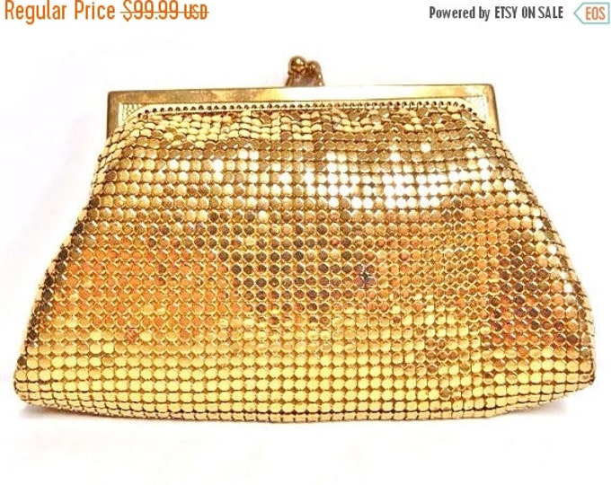 Storewide 25% Off SALE Beautiful Vintage 1950's Whiting & Davis Gold Sequin Mesh Ladies Designer Signed Clutch Featuring Beautiful Original