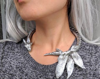 Daenerys Dragon Necklace. Game of Thrones Dragon Jewelry. Daenerys Costume Accessories. Mother of Dragons