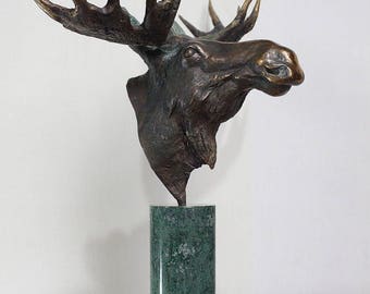Bronze sculpture "Moose"// Hunting sculpture// Sculpture// Exclusive gift// Hunting// Art// Gift to the hunter// Wild animal sculpture