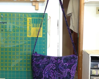 handmade Purple batik purse, zipper closure