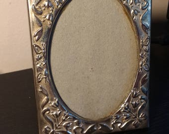 3x4in Silver plated oval photo frame