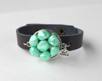 Green Bracelet, Mint Green Jewelry, Snap Bracelet, Leather Cuff, Cuff Bracelet, Vintage Bracelet, Recycled Bracelet, Upcycled, Green Wedding