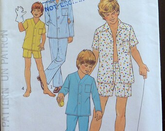Vintage Sewing Pattern Simplicity 6427 - Boys Pajamas in Two Lengths - Size 6 & 8 (Chest 25-27) UNCUT
