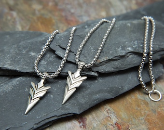 Mens Tribal Silver Arrow head pendant with Stainless steel box chain. Navajo necklace. Native american unisex necklace by Molax Chopa Tribe