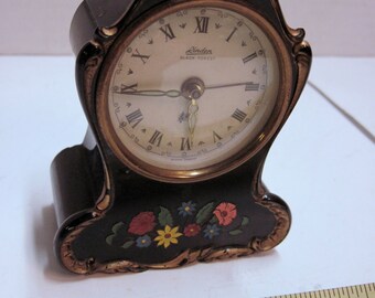 Linden alarm clock | Etsy