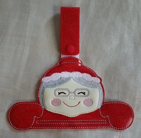 Items similar to Christmas Kitchen Towel Holder,Mrs. Claus Towel Holder