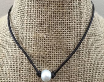 Leather and Single Freshwater Pearl Necklace Single Pearl Leather Necklace Dark Brown Leather With Pearls Necklace Choker Necklace