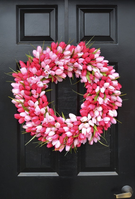 SPRING WREATH SALE Thin Spring Tulip Wreath, Front Door Wreath, Storm Door Wreath, Spring Wreath, Silk Flower Wreath, Tulip Wreaths, Sizes 1