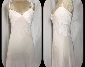 Dentelle Pale Pink Nightgown with Elegant White Flower Appliques and Back Self Tie - Size Large