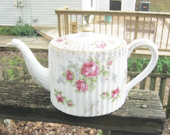 Lefton China Tea Pot, Pink Roses, Green Leaves, Ribbed Sides, Hand Painted, Gold Trim, #2275, 5 1/4 Inches Tall, 5 3/4 Inches Long,