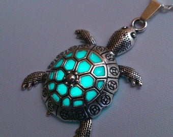 Sea Turtle Necklace - Turtle Jewelry - Sea Turtle Glowing Necklace - Beach Jewelry - Turtle Pendant - Glowing Jewelry - Gifts for Her