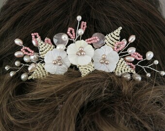 Blush bridal hair comb, Pastel floral headpiece, Pink and champagne wedding hair accessory, Beaded pearl hair comb