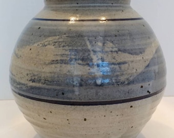 Very pretty art pottery vase vessel from tropical clay Hawaii with blue salt glaze, vintage 1980s tropical clay Hawaii Pottery piece