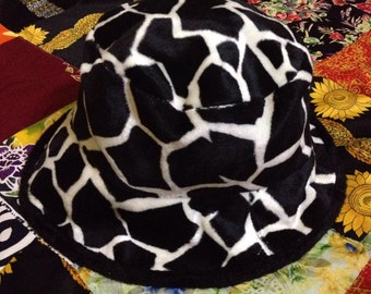 Women's Namiki Design Velvet Bucket Hat Size 57.5cm Winter Fashion