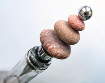 Sea Stone Bottle Stopper, Beach Pebble Wine Stopper, Beach Theme Party Supplies, Beach Pebble Art, Beach Decor, Zen Stone Stack