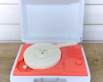 Vintage Daylin Record Player Turntable Phonograph Children Kids Plastic Portable Music Play Musical White Pink Retro Original 80s 1980s Rare