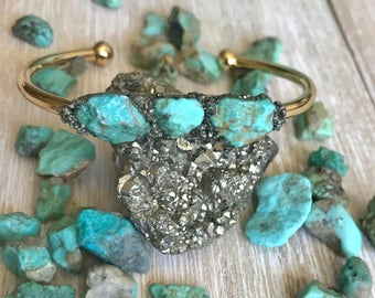 Turquoise Jewelry, Raw Turquoise Bangle Cuff, turquoise Stacking jewelry, Gold Turquoise Bracelet, Stone Bracelet, Gift For Her, anl