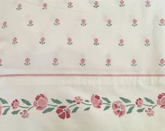 Vintage Full Flat Sheet / Stevens FULL Flat Sheet / roses / Vintage floral sheet
