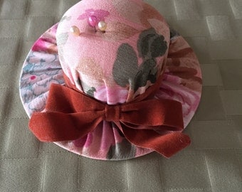 Hat Shaped Pin Cushion