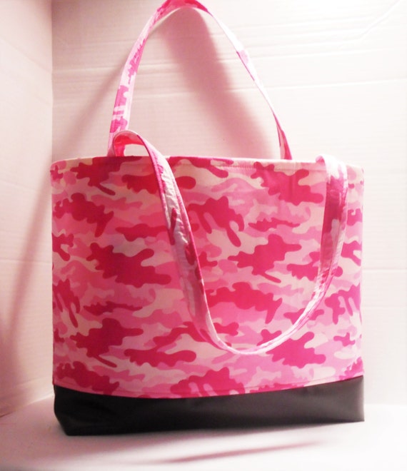 pink camo tote bag