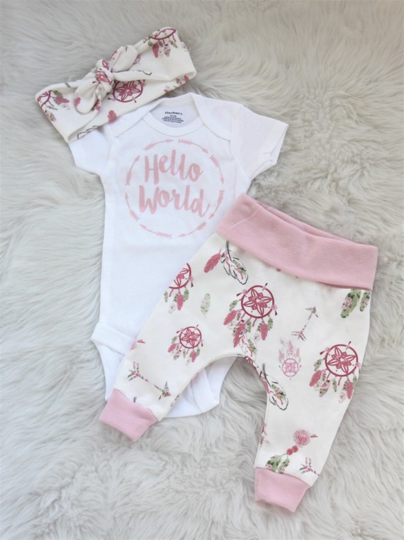 All Listings Shop for newborn baby girl clothes at Carter's and discover bodysuits & outfits for little girls in the Carter's Little Layette collection. Shop for newborn baby girl clothes at Carter's and discover bodysuits & outfits for little girls in the Carter's Little Layette collection.