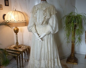 1899 Wedding Dress, Victorian Dress, antique gown, dress, antikes Kleid, Bridal Gown, ca. 1899