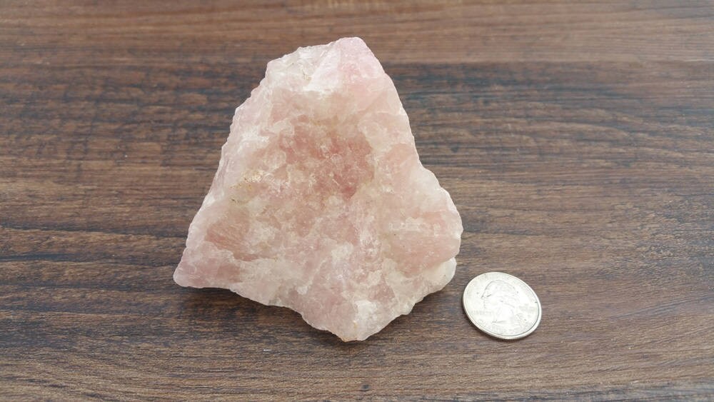 rose quartz rock