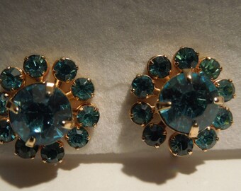 Earrings screw back vintage blue rhinestones