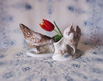 Vintage napkin holder, set of white ceramic сhicken and rooster