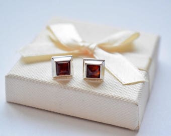 Baltic Amber Earrings, Silver Baltic Amber Earring, Cherry - cognac Amber Earrings, Amber Earring, Gift Earrings, Stud earrings