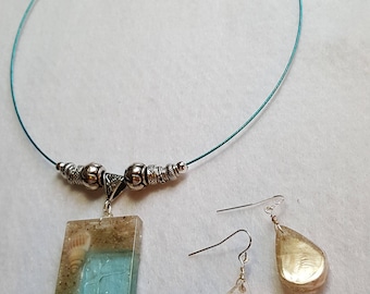 Sea Grass Choker Necklace and Earrings