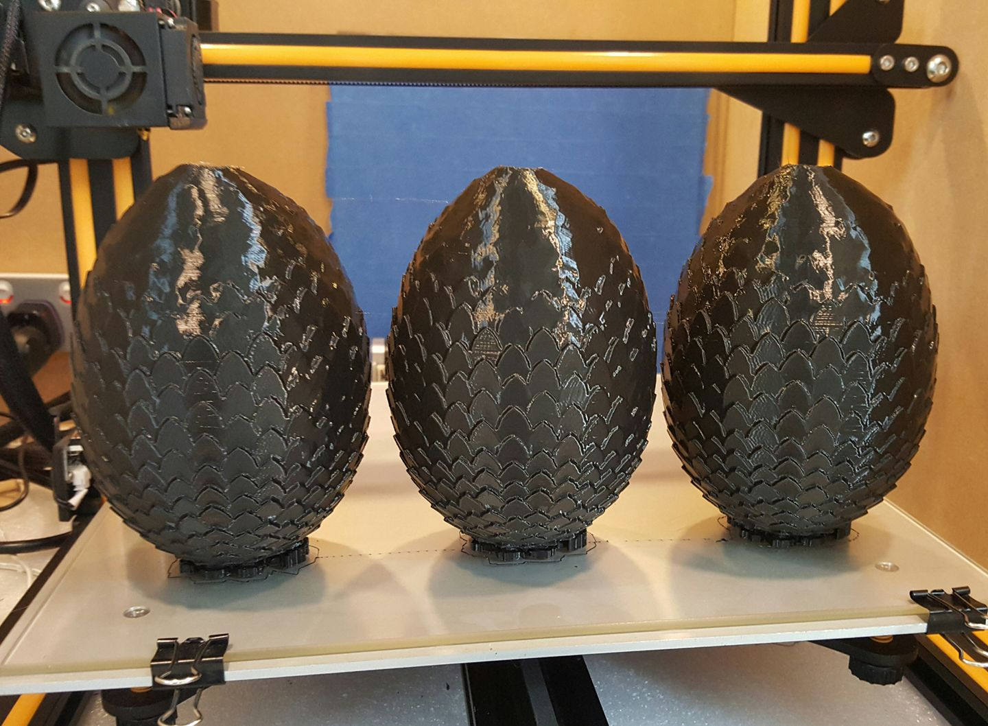 take-back-the-7-kingdoms-with-these-diy-game-of-thrones-dragon-eggs