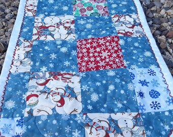 Winter Table Runner, Retro Snowmen, Snowmen Tablecloth, White And Blue, Quilted Placemat, Winter Table Cloths