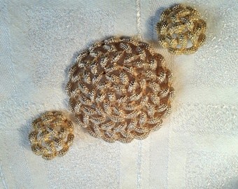 Vintage 80s Gold Tone Brooch and Earring Set. Signed Monet.