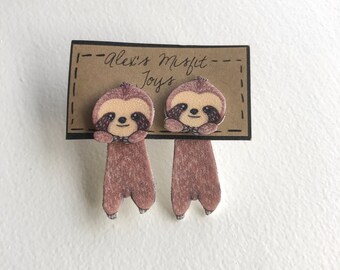 Cute Sloth Clinging Fake Gauge Earrings