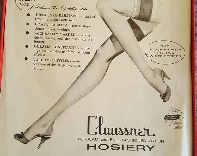 Vintage Claussner No Seam 8.5 Short Stockings Mint NIB off black