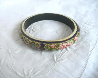 Hand painted bangle - painted wood bangle - Asian paper mache bangle with hand painted decoration - lacquered bangles