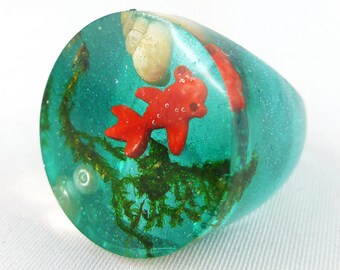 Ring, finger ring, finger jewelry, resin