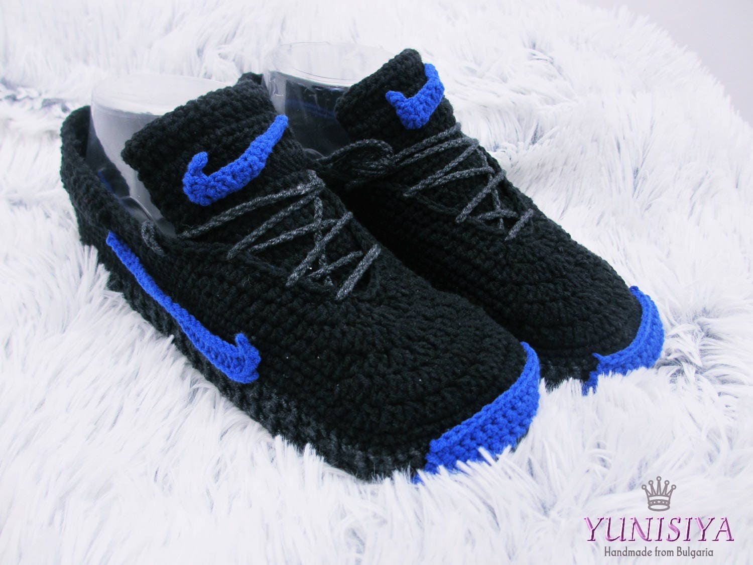 nike slippers black