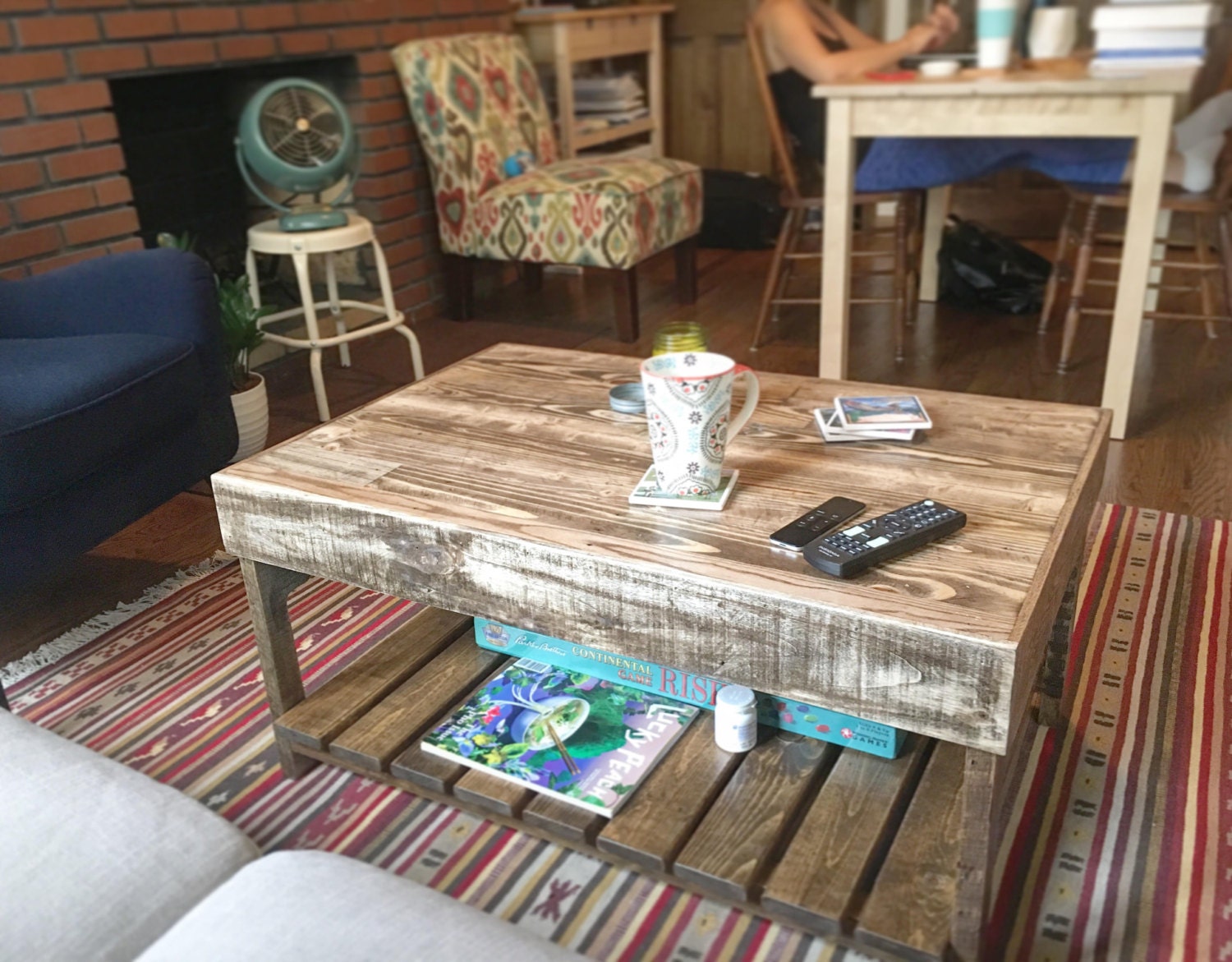 Reclaimed Pallet Wood Coffee Table